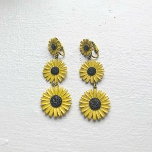 Vintage triple sunflower clip-on earrings